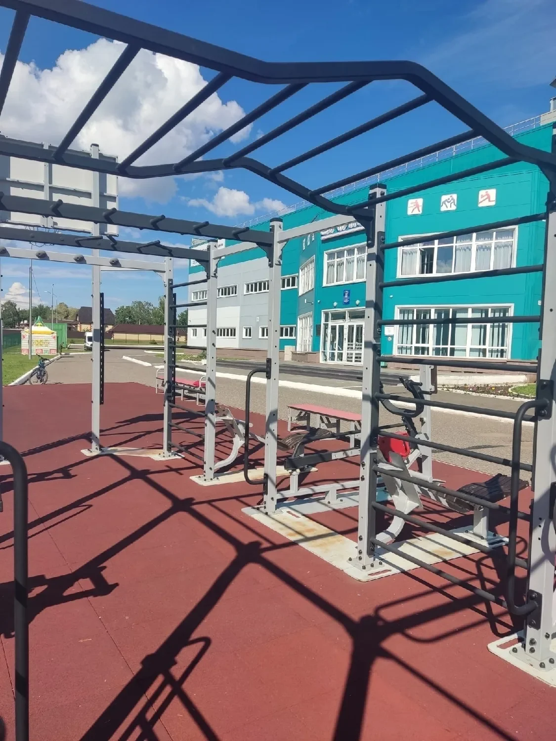 Открытая спортивная площадка
