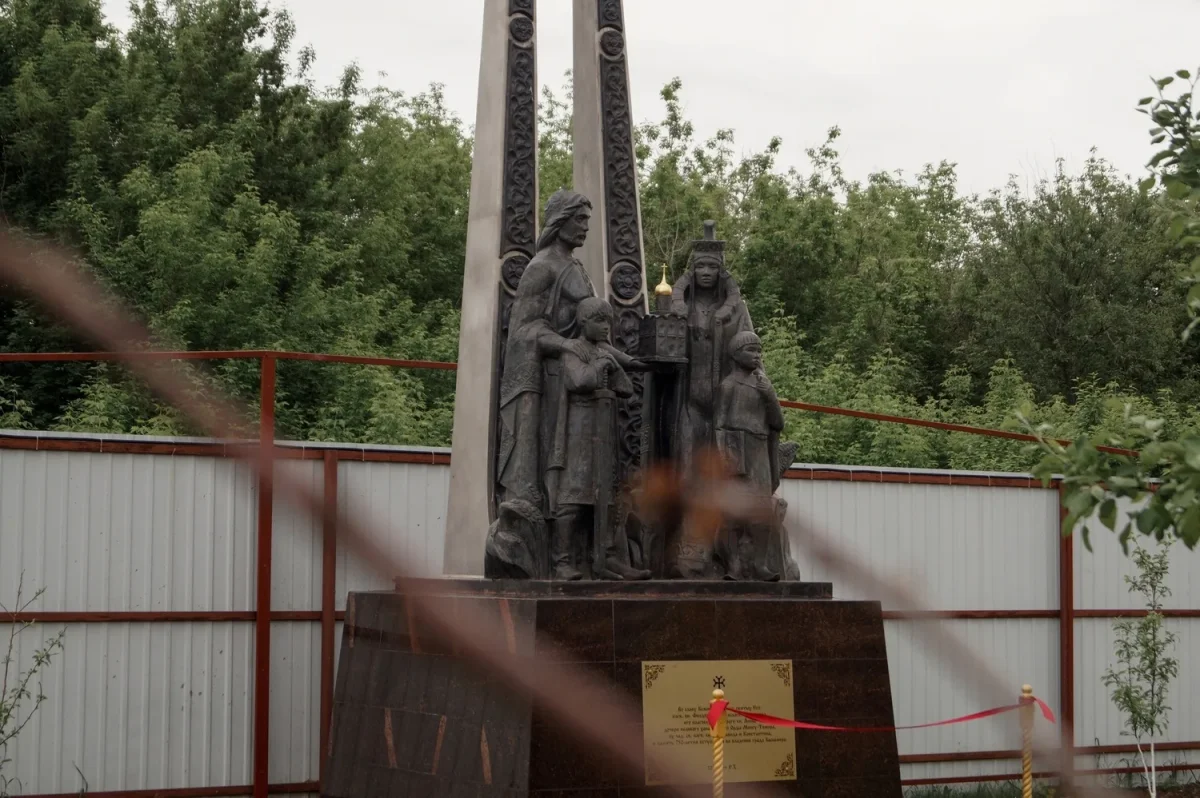 Памятник "Святое Семейство" Балымеры